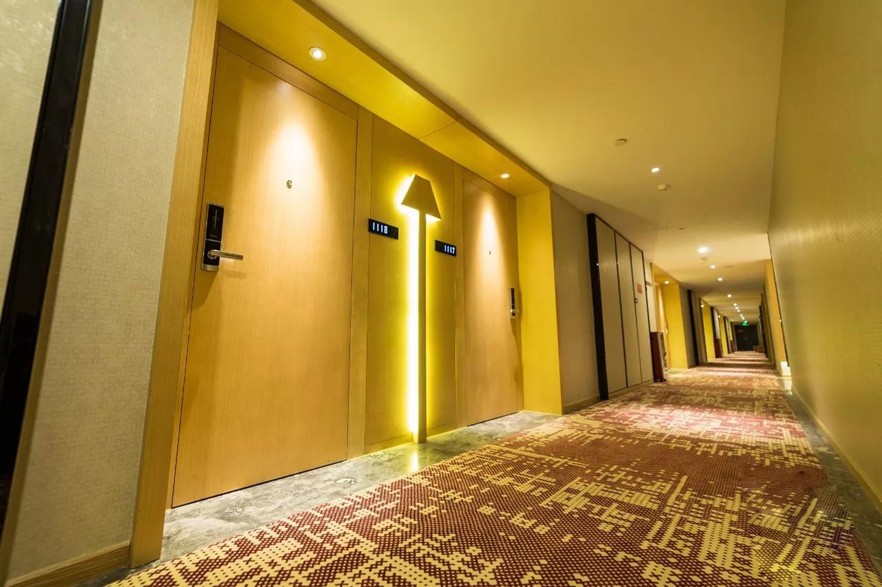 Brandi Hotel Фошань Экстерьер фото