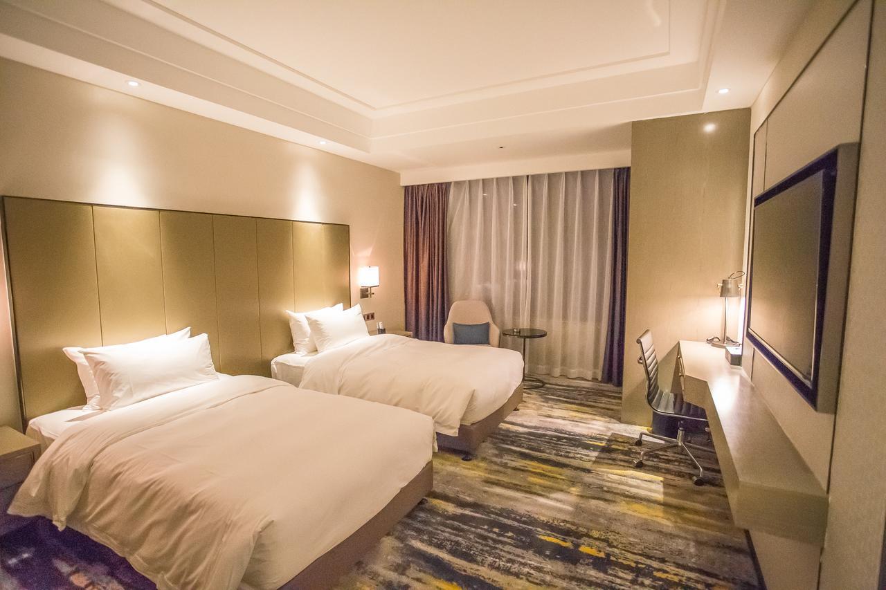 Brandi Hotel Фошань Экстерьер фото