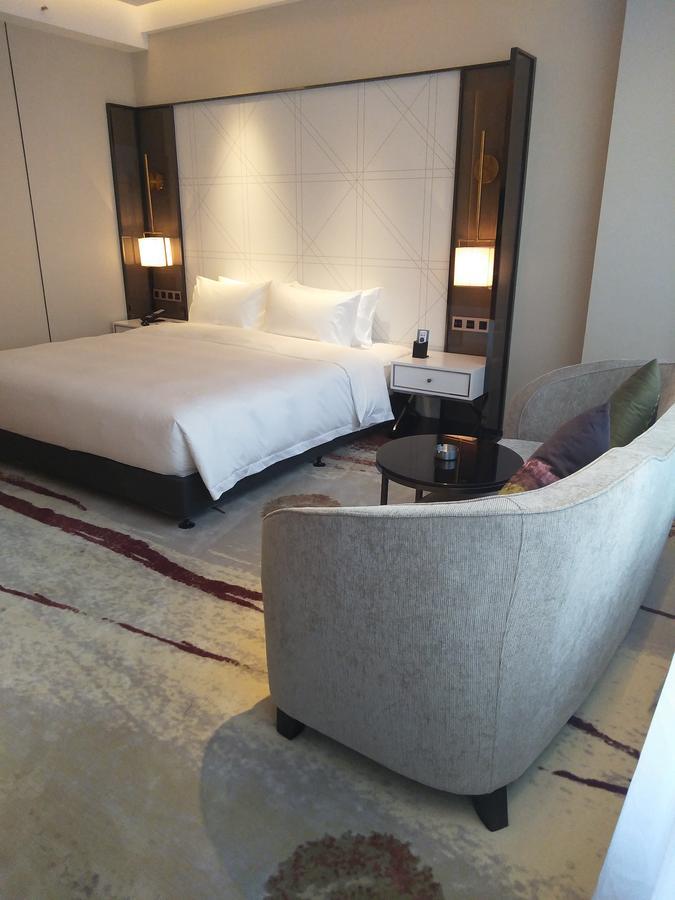 Brandi Hotel Фошань Экстерьер фото